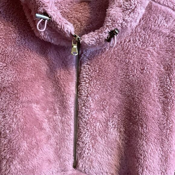 Old Navy Women's Pink Plush Sherpa Faux-Fur 1/2-Zip Hoodie SZ M Kangaroo Pocket - Picture 4 of 7